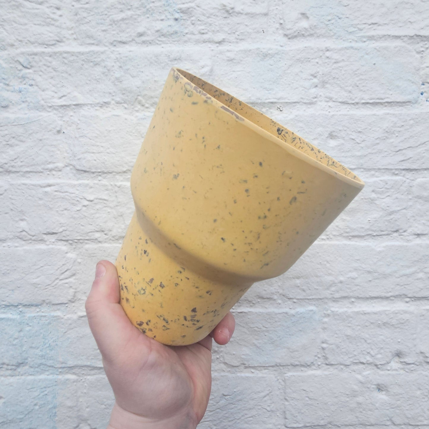 Earthy Pots in Various Sizes and Colours