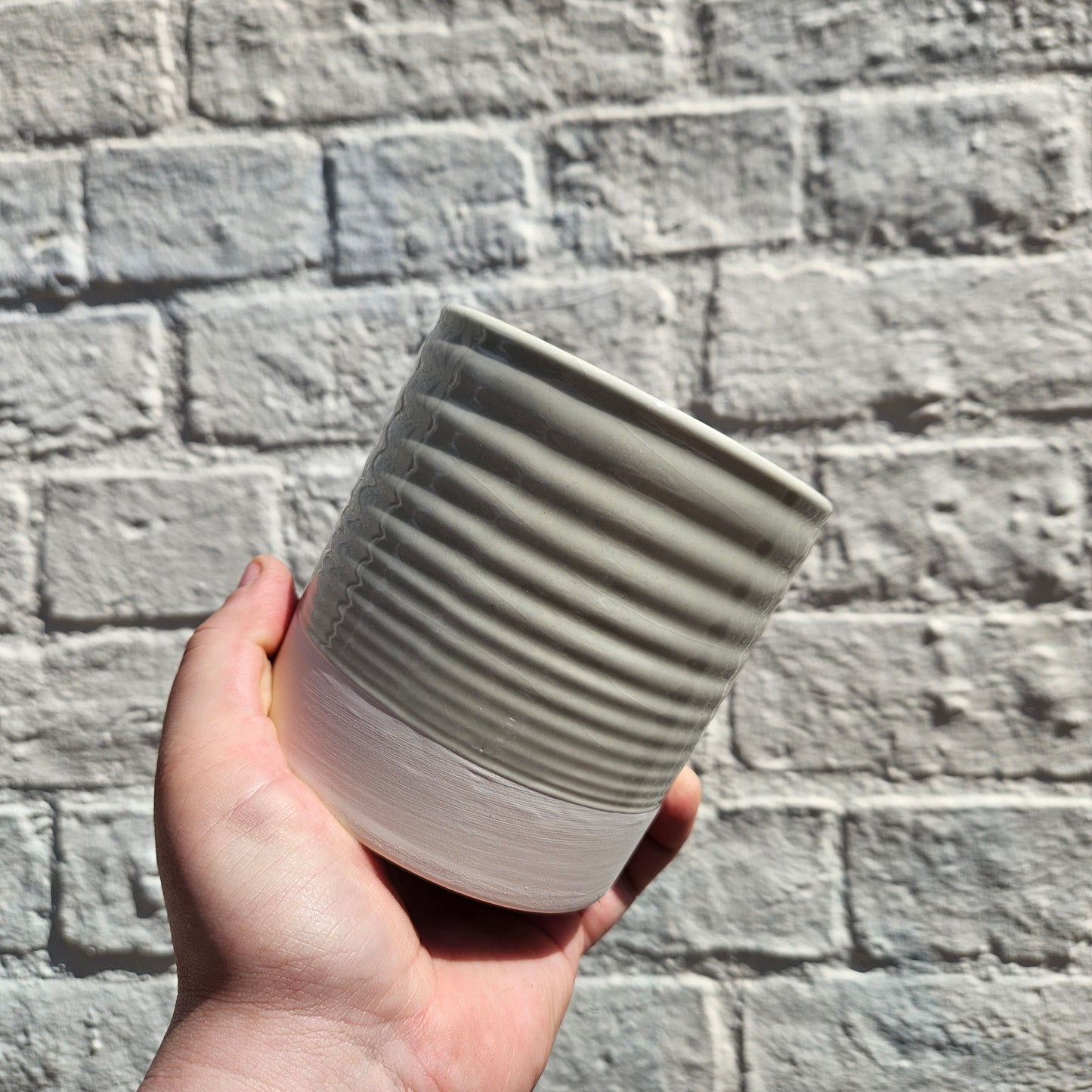 Ceramic pot to house nursery pot 10cm or below