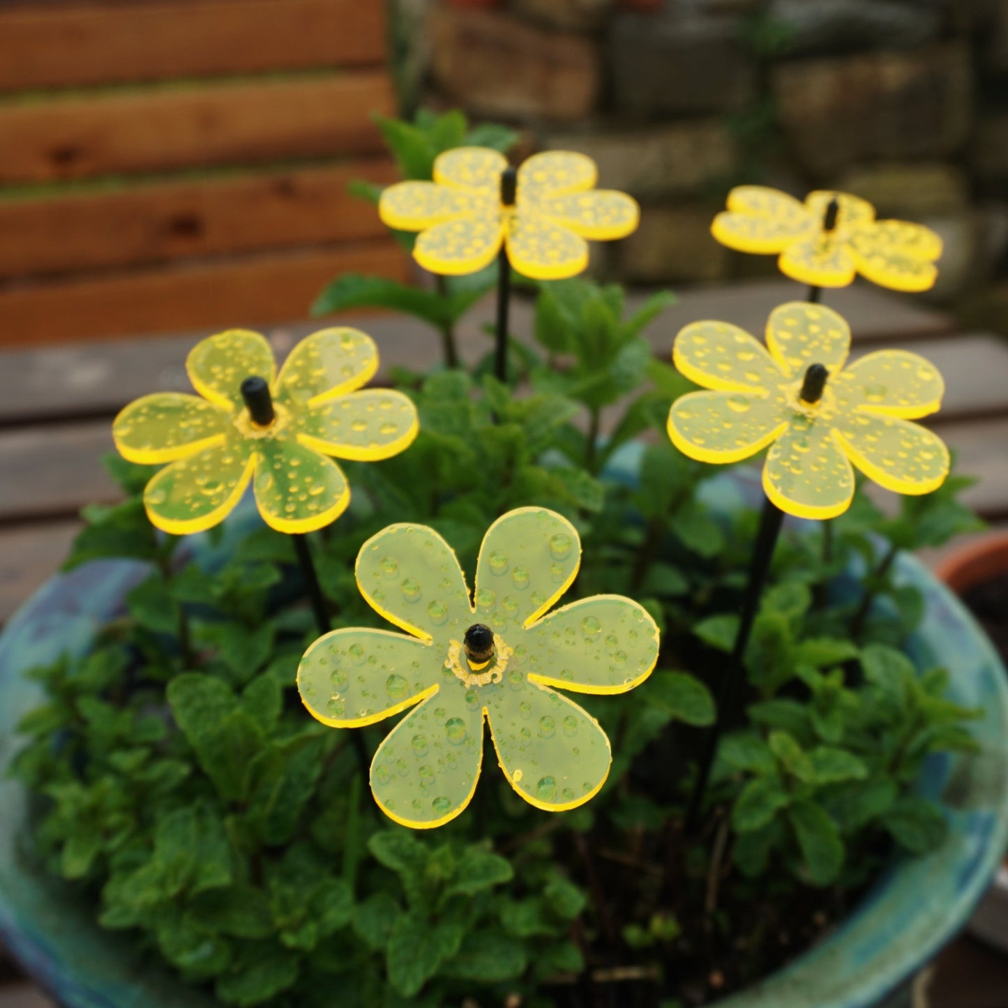 Small Garden Décor Ornaments Set of 5 Daisy