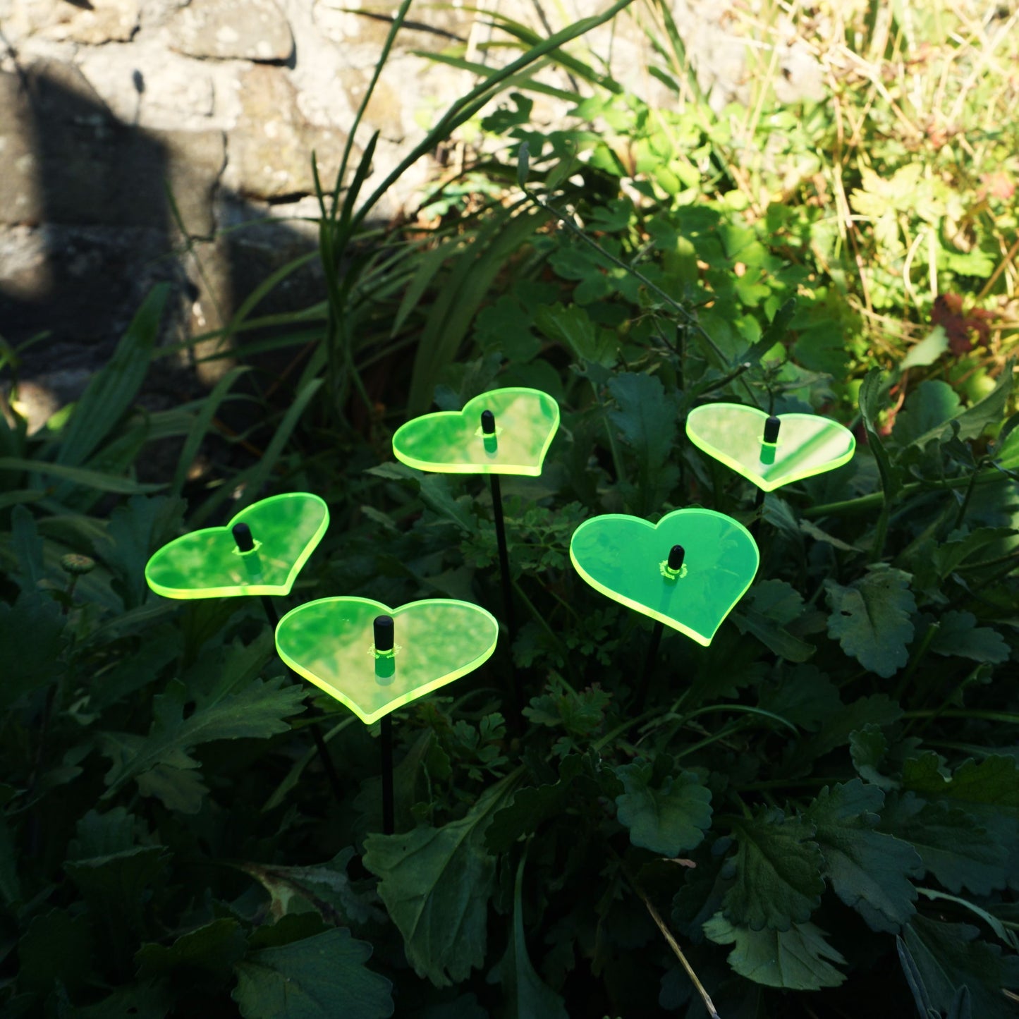 Small Garden Décor Ornaments Set of 5 'Hearts'