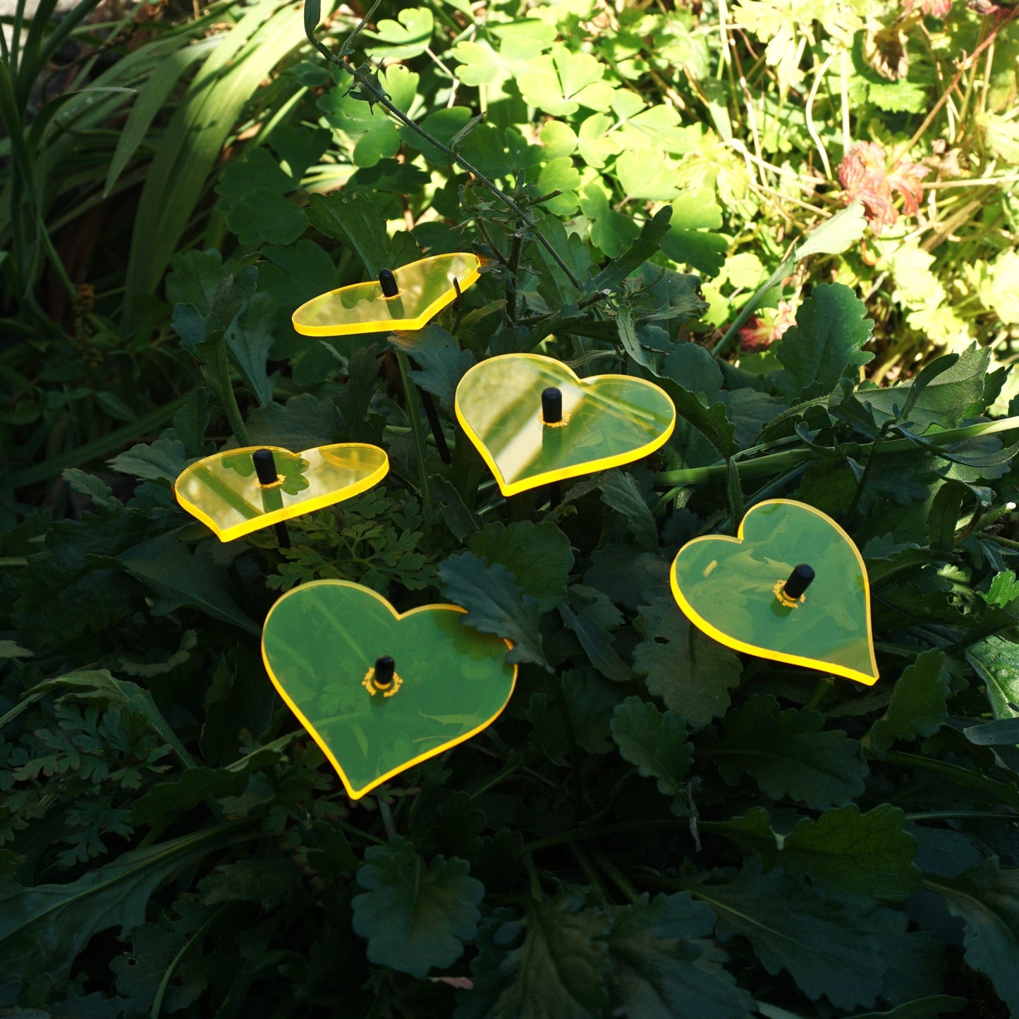 Small Garden Décor Ornaments Set of 5 'Hearts'