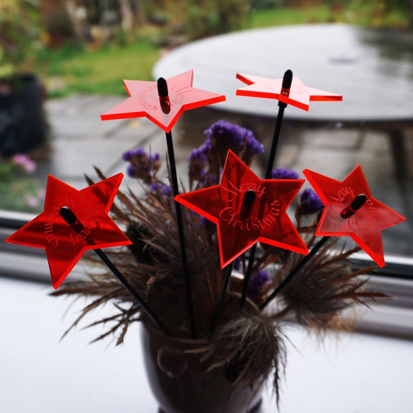 Small Set of 5 Shining Stars with Merry Christmas Message