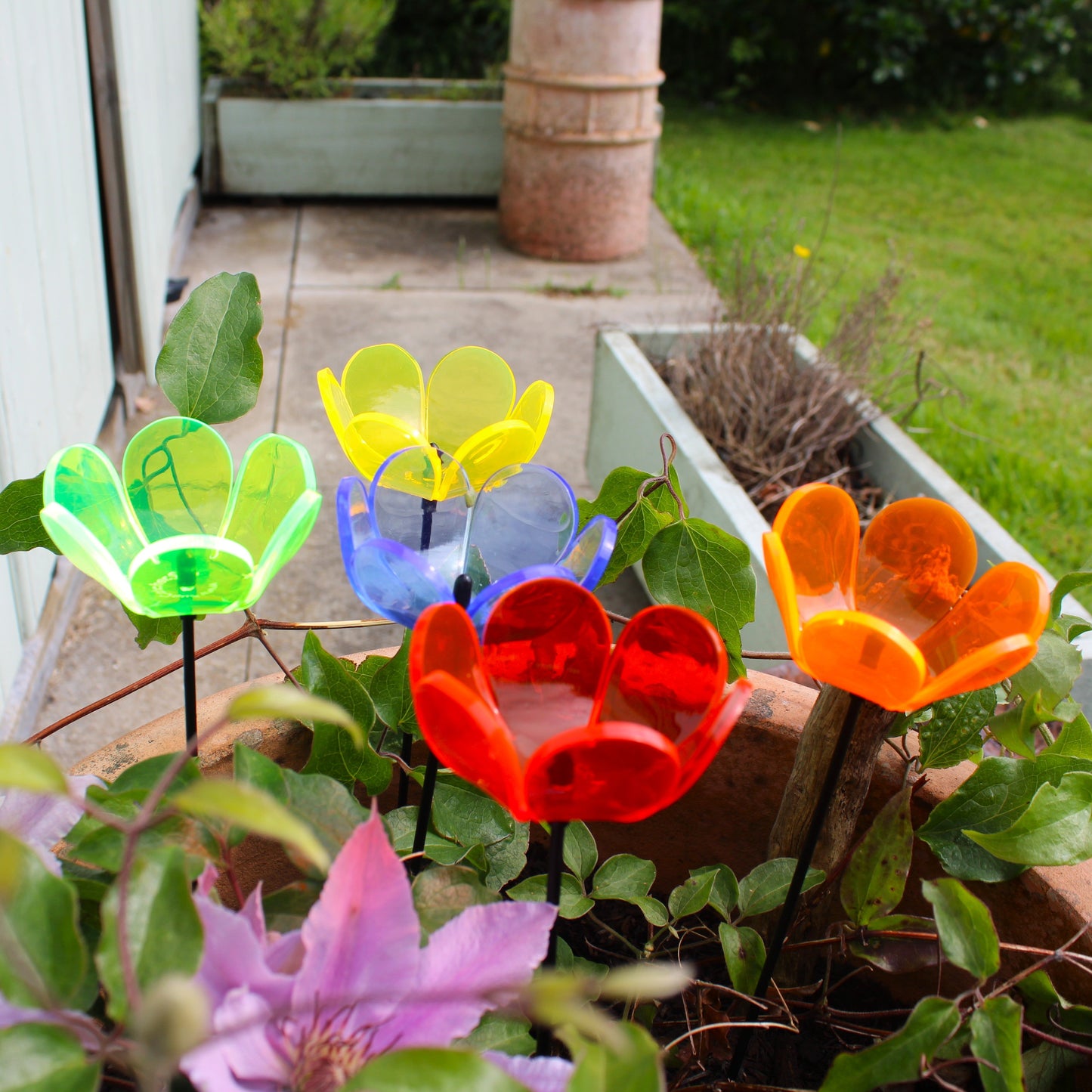 Small SunCatcher Garden Décor Ornament Set of 5 'Tulip'