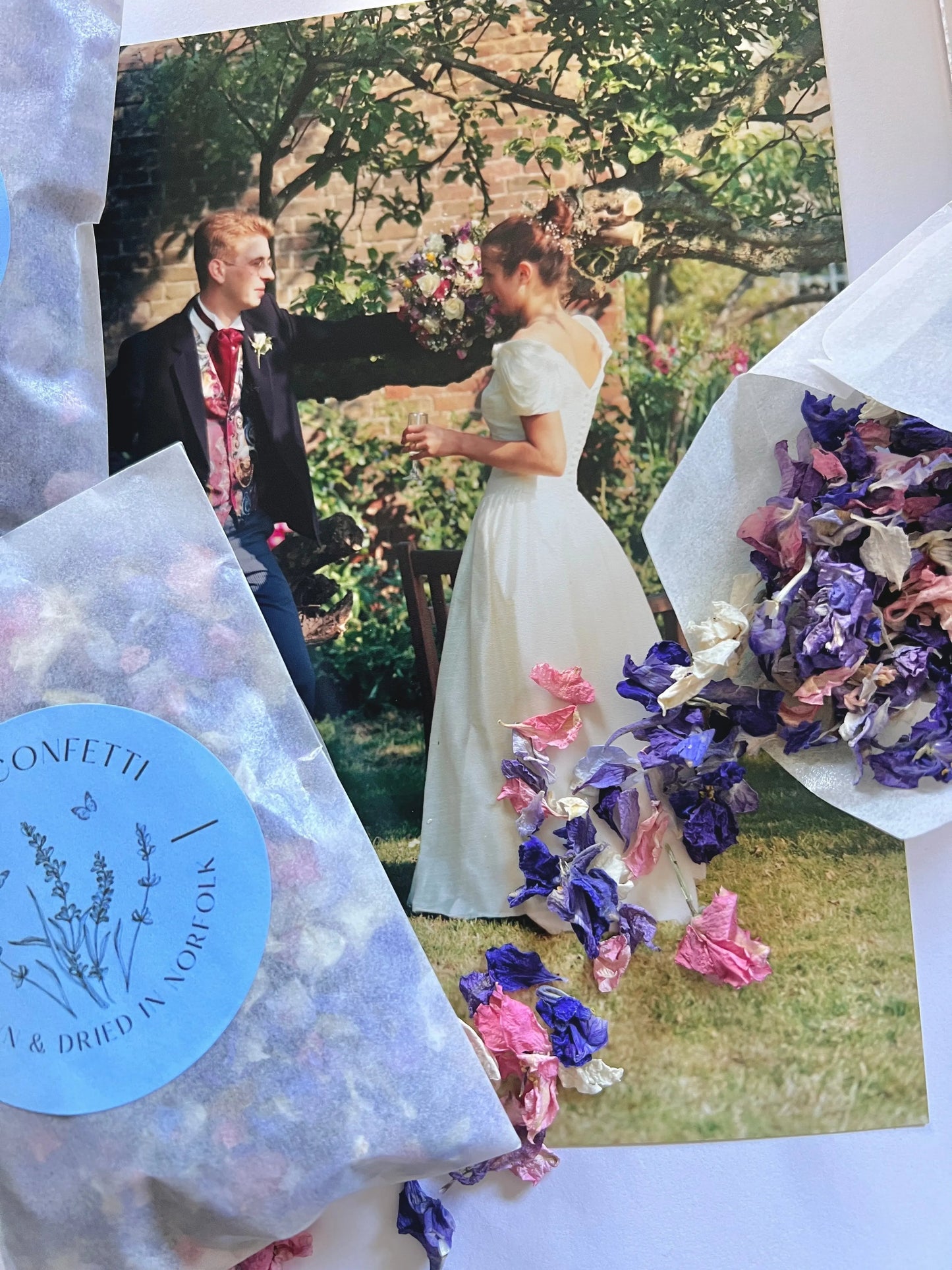 Larkspur Confetti (Mixed Colours) 4g